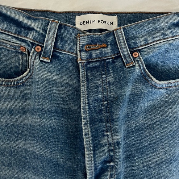 Denim Forum Denim - Denim Forum Arlo Hi-Rise Straight Jean
High-waisted straight jeans